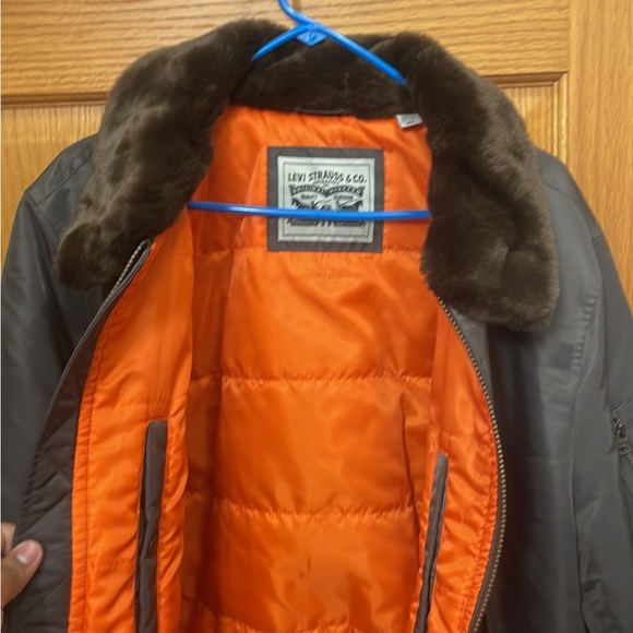 NWOT Levi Bomber Jacket - Picture 3 of 5